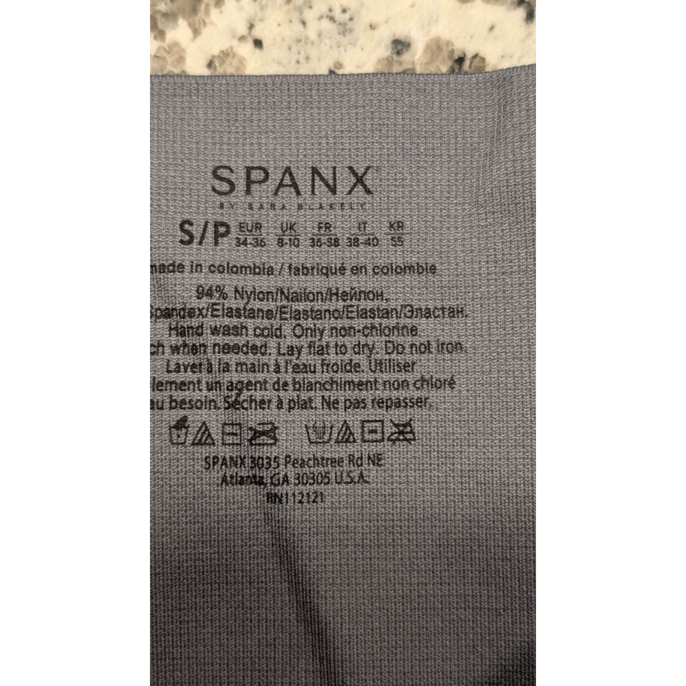 Women's SPANX Blue and White Tie-Dye Cropped Leggings S - Picture 6 of 6